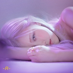 R - ROSÉ